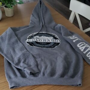 Manitou Springs Men's Gray Colorado Hoodie. Size Medium.